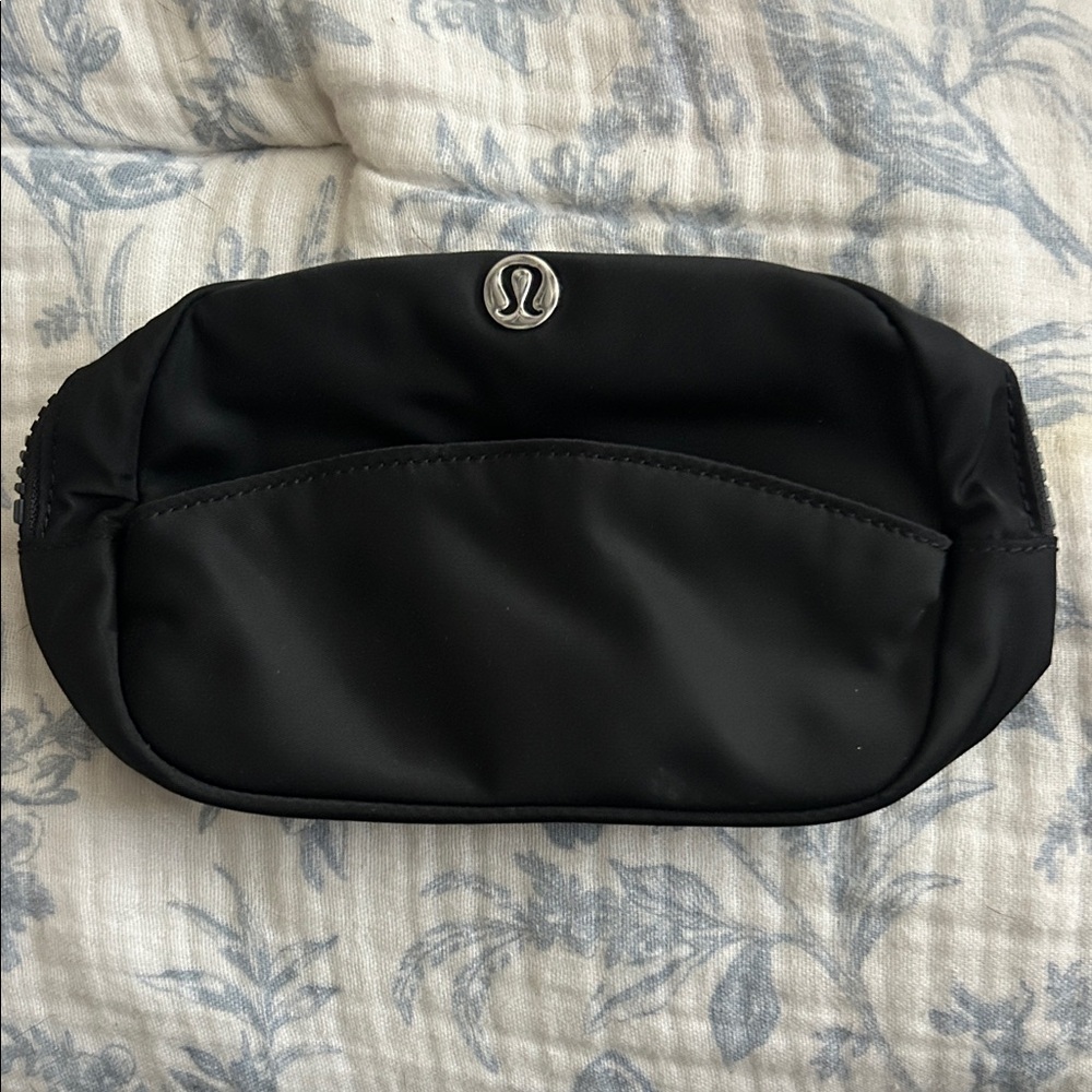 lululemon athletica Black Cosmetic Bag